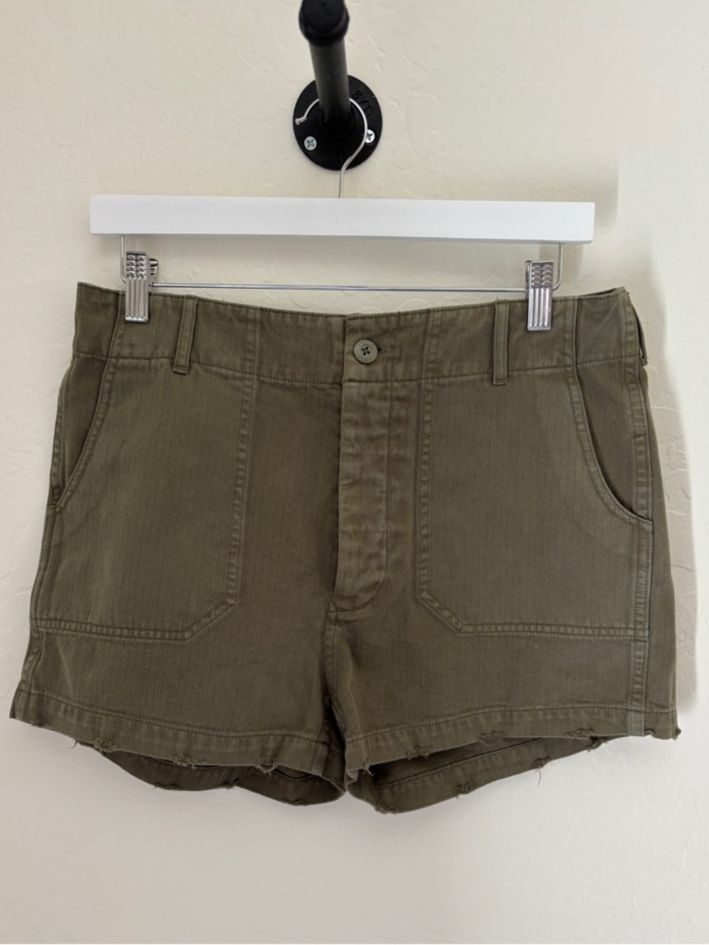 Re/Done | Military Green Cargo-Style Utility Shorts
